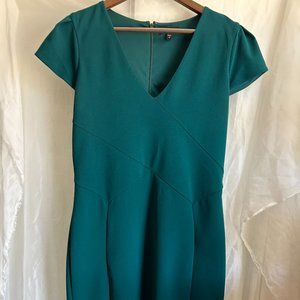Holiday Dress in Emerald Green